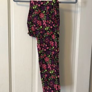 Lularoe tall & curvy leggings China
